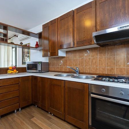 Holiday Apartment Suzana Rovinj Buitenkant foto